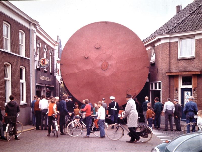Zwaar transport - Landstraat, Aalten (1970)