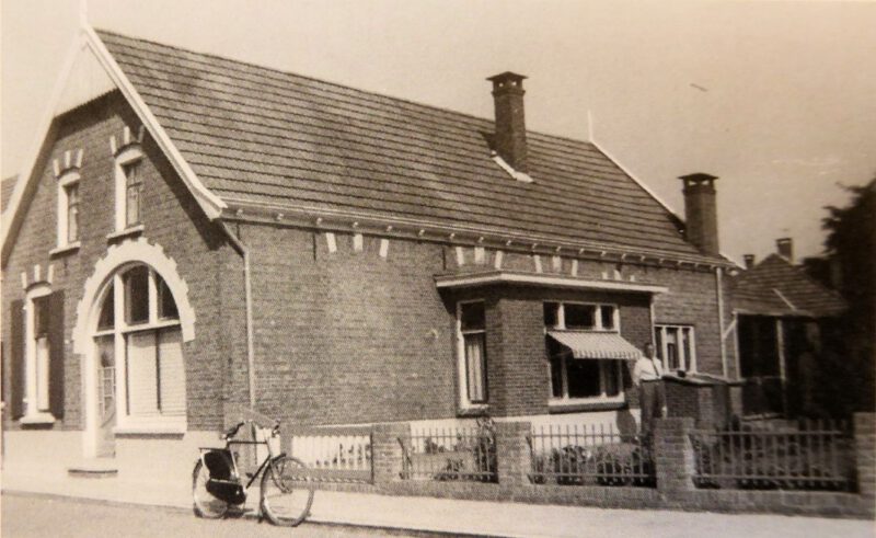 Ormelstraat 7, Aalten (Schildersbedrijf Bartholomeus)