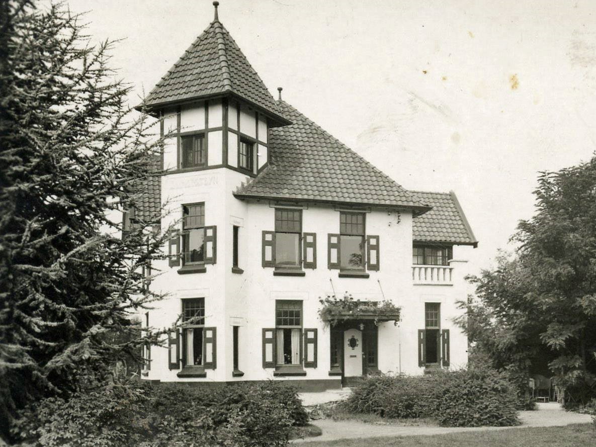 Villa Slingesteyn, Willemstraat, Aalten