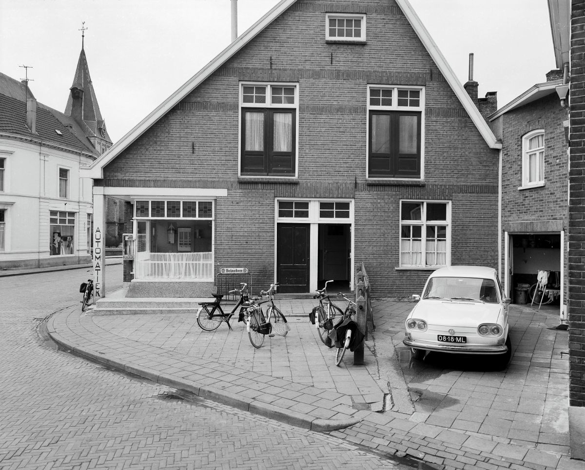 Achterzijde Stegers aan de Peperstraat