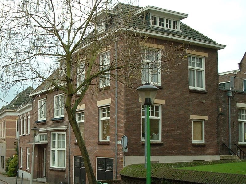 Kerkstraat 2, Aalten (2002)