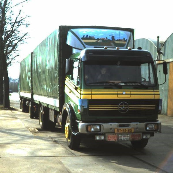 Vrachtwagen van Kaemingk, chauffeur: Henk Neerhof
