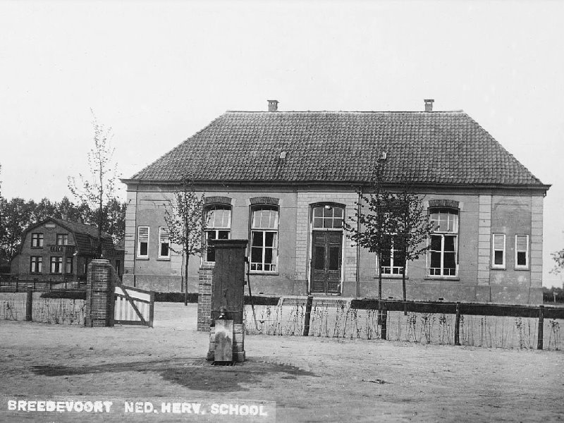 School Op 't Zand, Bredevoort (1941)