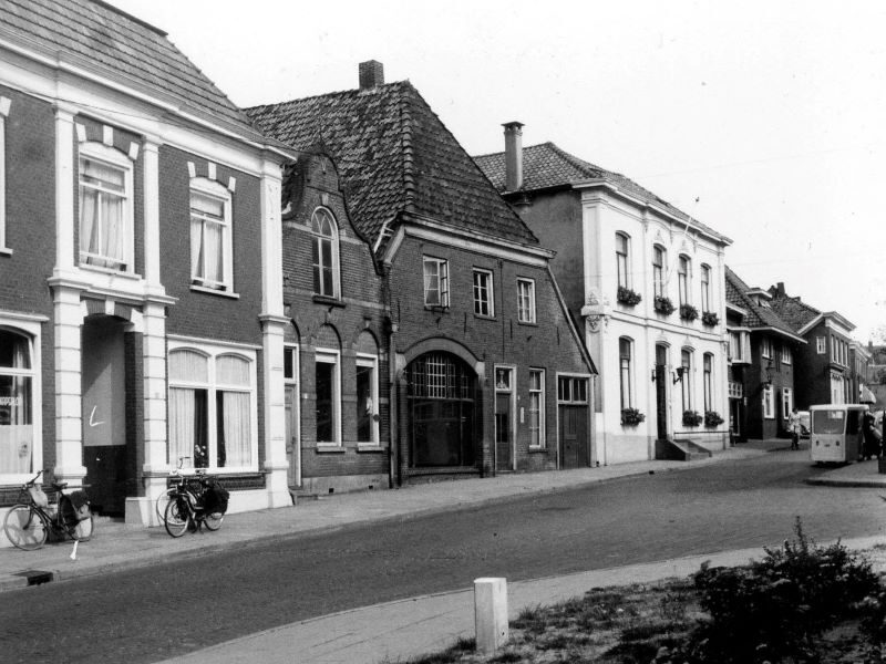Landstraat 35-47, Aalten