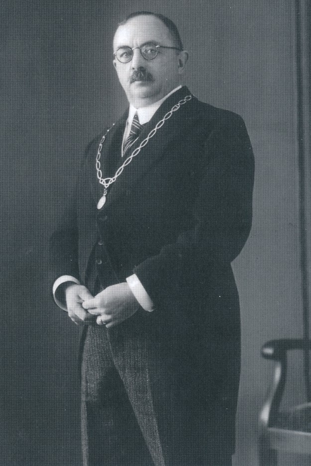Burgemeester Monnik, ca. 1935