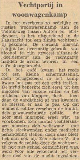 Vechtpartij in woonwgenkamp - Tubantia 19-04-1960