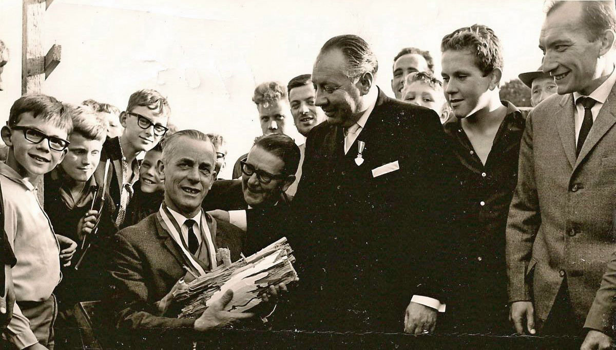 Schutterskoning dhr. Veldhuis, ca. 1965 (foto via H. Schutte)
