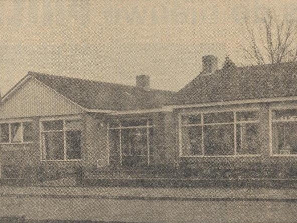 Nutskleuterschool, Damstraat - Dagblad Tubantia, 10-01-1961